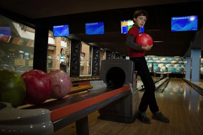 Boostez votre score au bowling : techniques avancées incontournables pour 2026